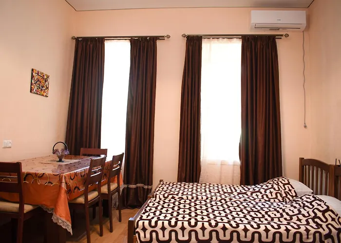 Apartment In City Center